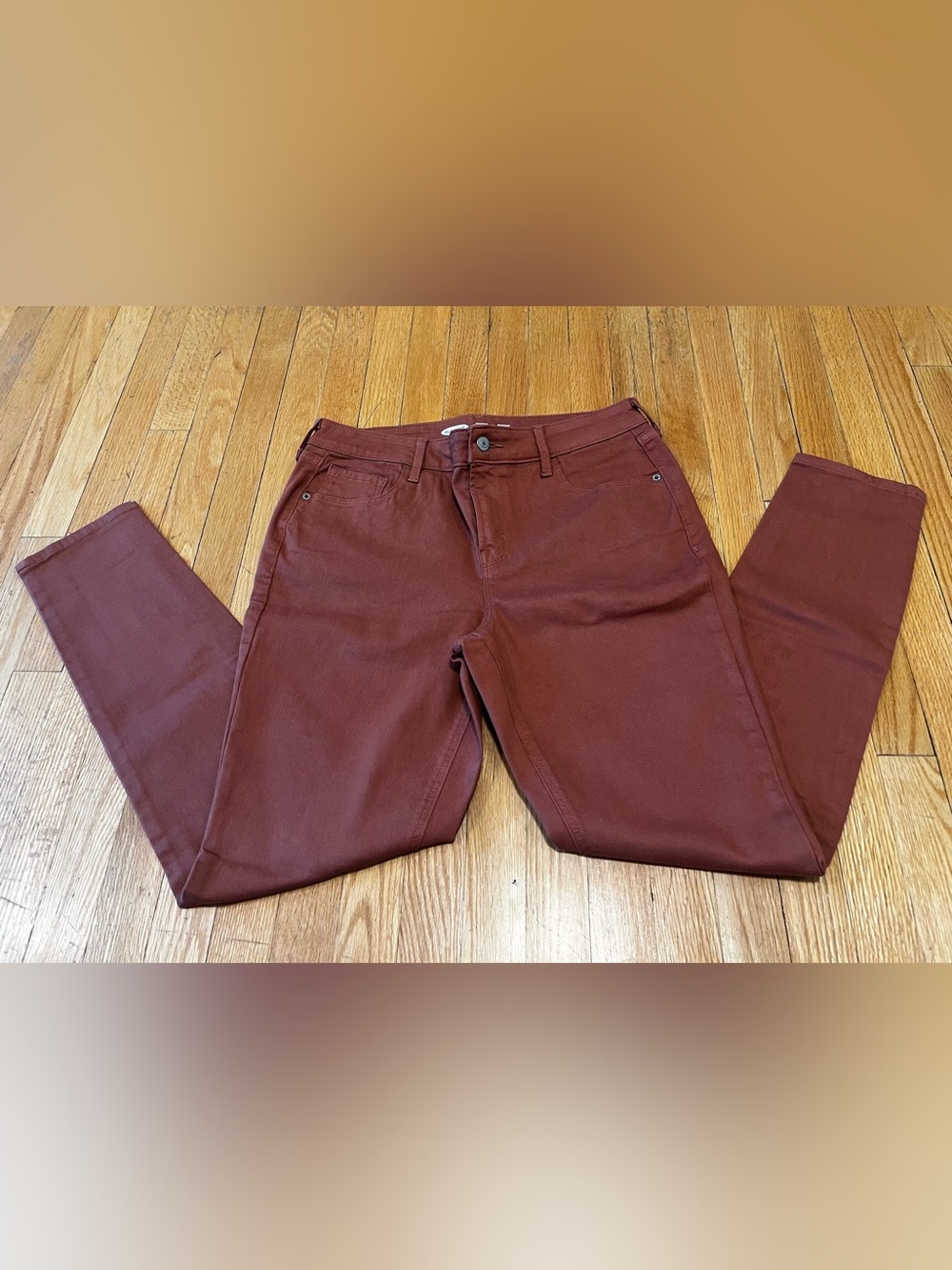 NWOT- Rockstar Super Skinny, Copper Rust colour, Old Navy, Women’s size 12